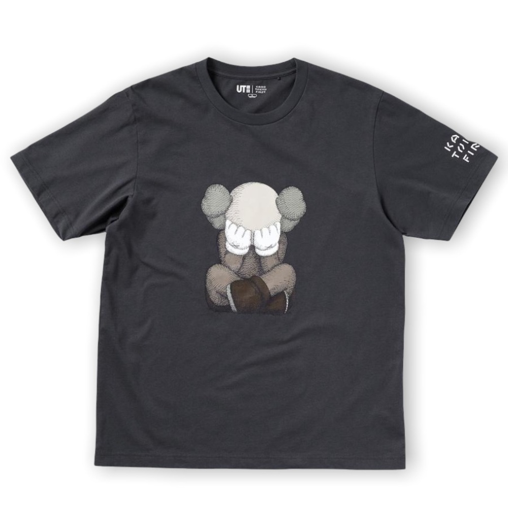 Uniqlo UT KAWS Tokyo First Tee - Black